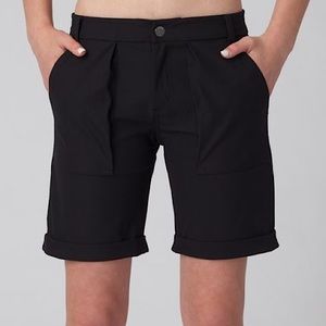 Ivivva Black Match Driver Shorts Size 10